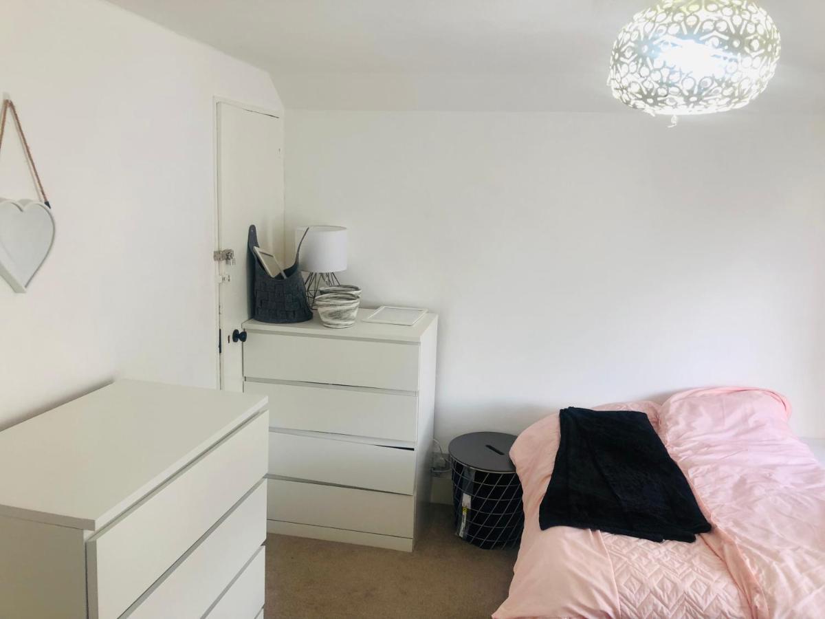 Charming Town Centre 3 Double Beds Home Free Parking Тонбридж Екстер'єр фото